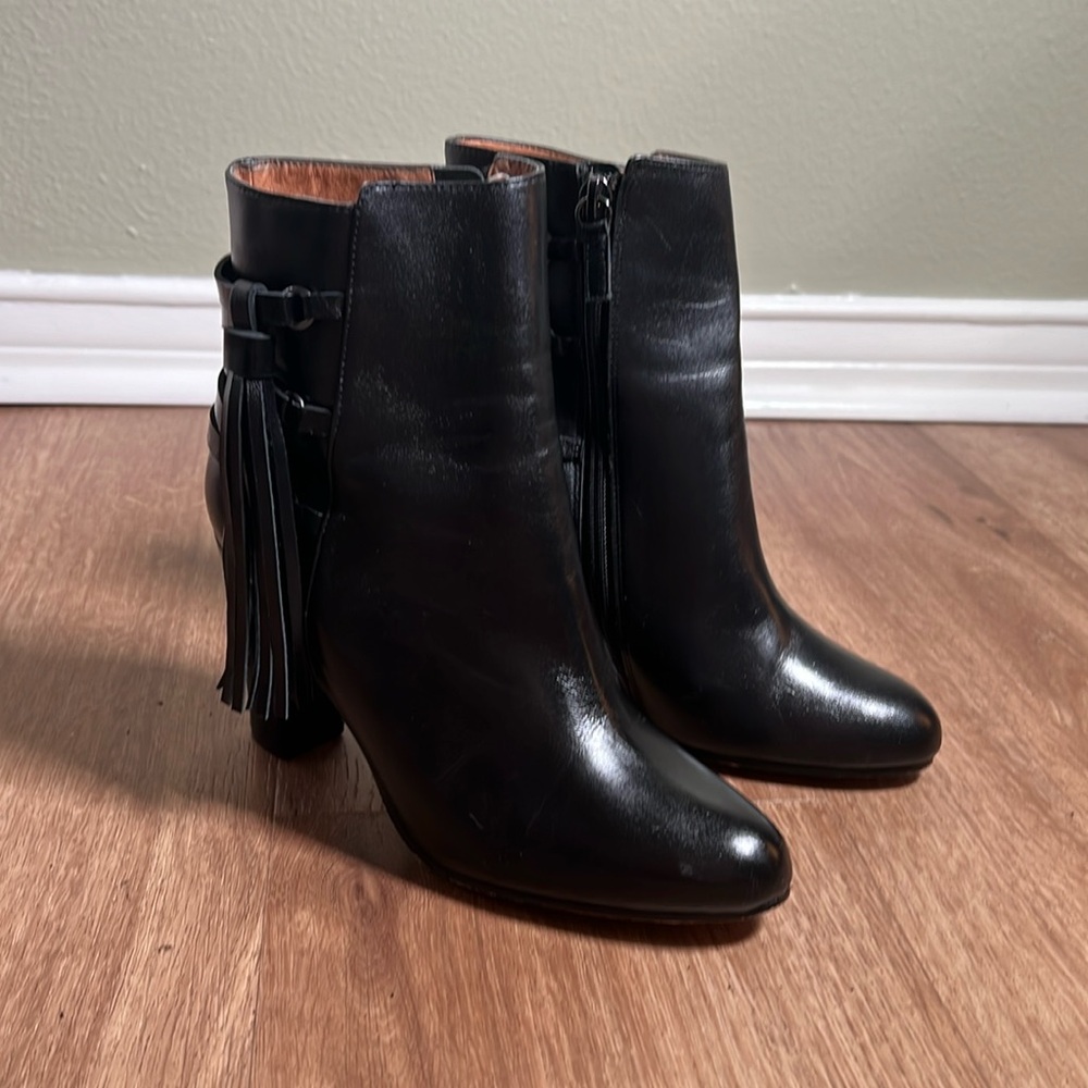 Halogen Black Leather Ankle Fringe Boots - size 6